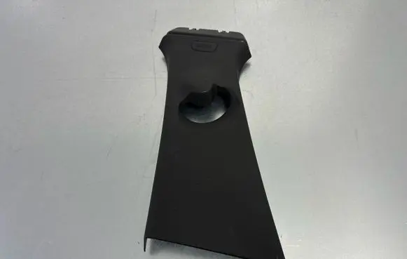 BMW X1 F48 F49 (B) pillar trim (top) 7332815