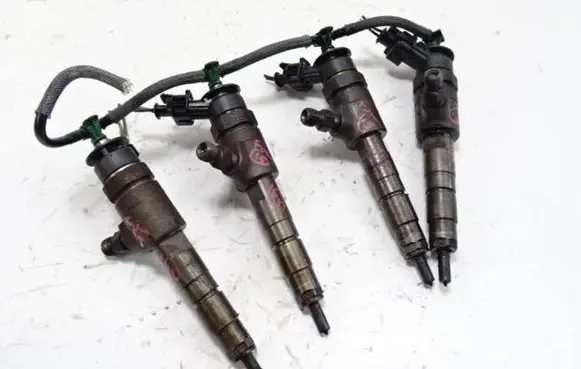 Ford Focus Fuel injector 04451104A4