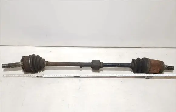 Nissan Primera Front driveshaft