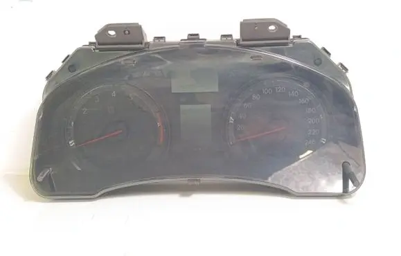 Toyota Avensis T270 Speedometer (instrument cluster) 8380005P50