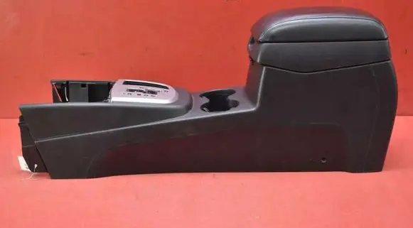 Hyundai Santa Fe Center console