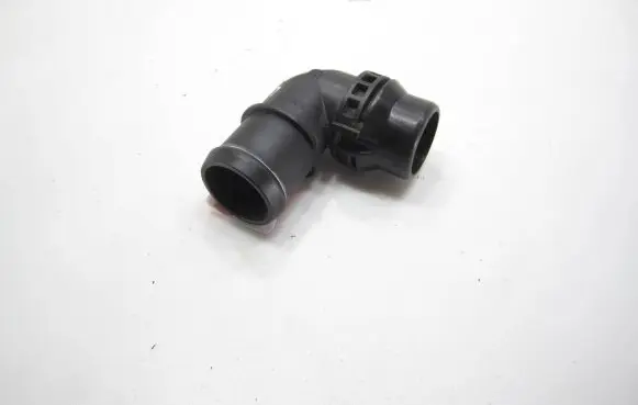Volkswagen PASSAT B8 Engine coolant pipe/hose 5Q0121619A NW2670