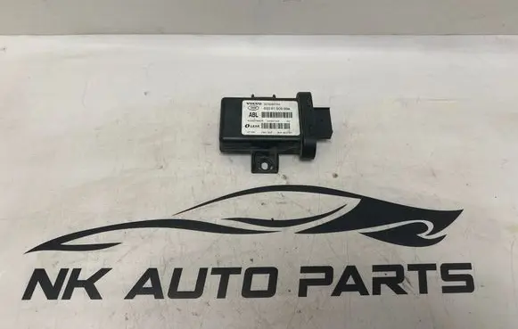 Volvo XC70 Light module LCM 30782657AA 532275803 6336190999G