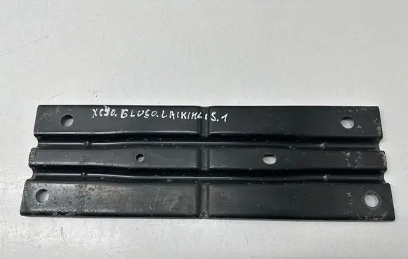 Volvo XC90 Muffler mount bracket/holder 31420707