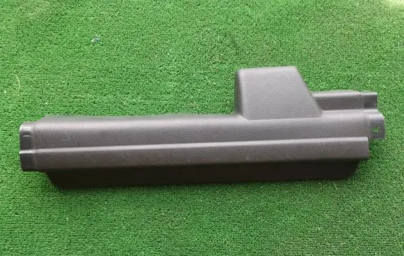 Suzuki SX4 Front sill trim cover 7616179J0