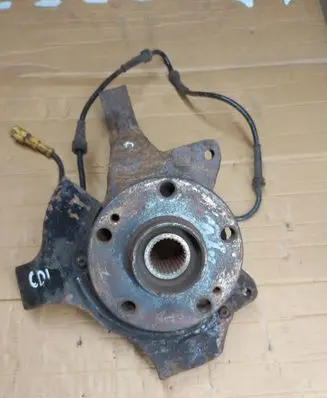 Renault Espace III Front wheel hub spindle knuckle
