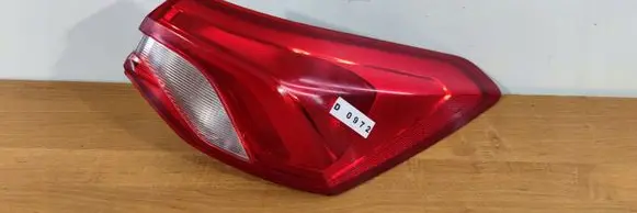 Ford Focus Rear/tail lights JX7B13404BC