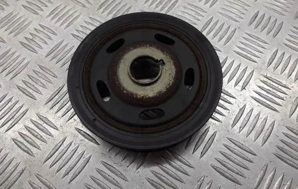 Peugeot 308 Water pump pulley 