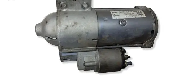 BMW 5 G30 G31 G38 Starter motor 8588898
