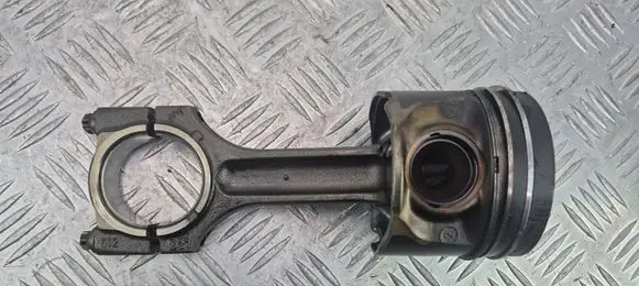 BMW X5 E70 Piston with connecting rod 512D27