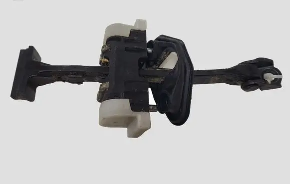 Opel Insignia A Front door check strap stopper
