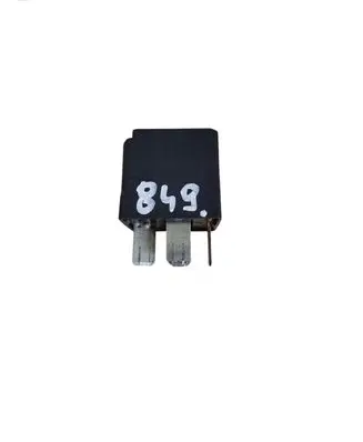 Opel Astra H Other relay 13171831