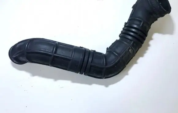 Volvo S40, V40 Air intake hose/pipe mb957388 5v023