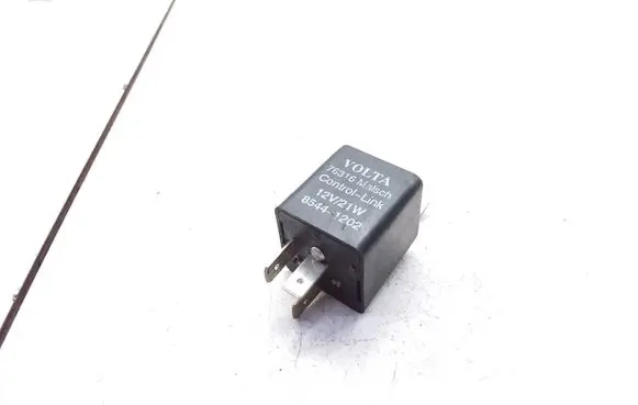 Audi 100 S4 C4 Hazard warning light relay 76316 85441202