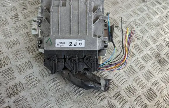 Nissan Qashqai Engine control unit/module 23710HX42C