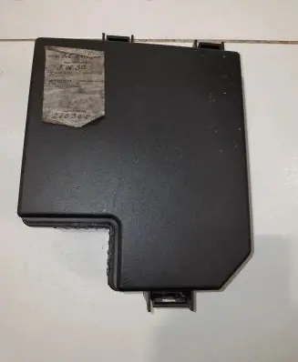 KIA Sorento Fuse box cover NOCODE