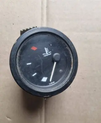 Mercedes-Benz 207 310 Coolant level sensor 