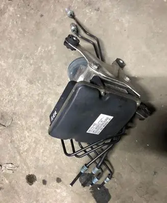 BMW 5 F10 F11 ABS Pump 6852816 6852813