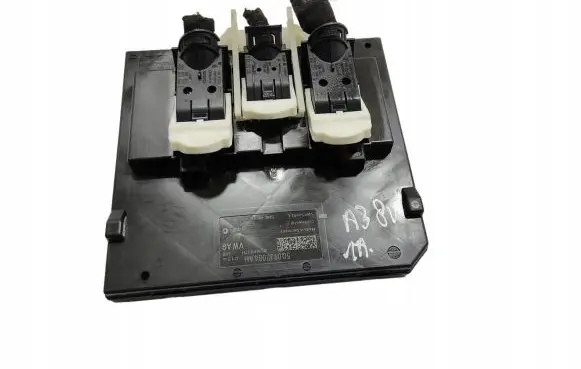 Audi A3 S3 8V Comfort/convenience module 5Q0937084AH