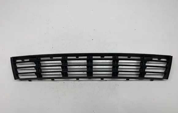 Audi A4 S4 B5 8D Front bumper lower grill 8D0807683AA