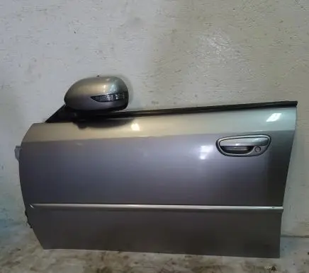 Subaru Legacy Front door