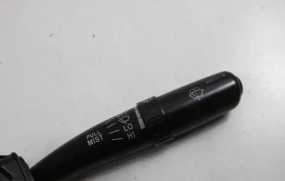 Subaru Legacy Wiper switch 