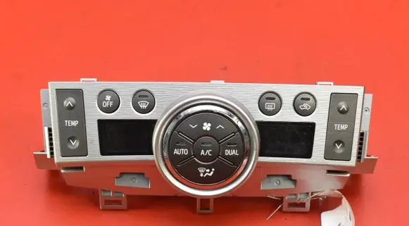 Toyota Corolla Verso E110 Climate control unit 55900-0F081