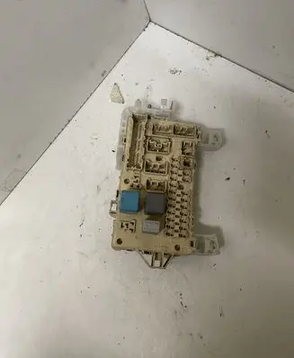 Toyota Corolla Verso E121 Fuse box set 892210F010