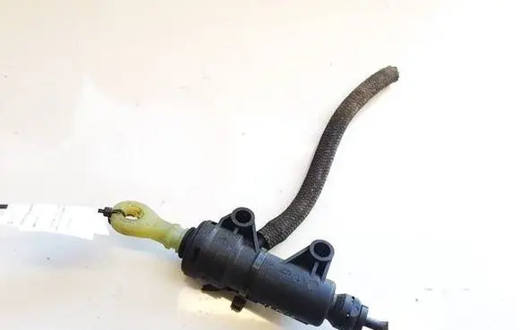 BMW 5 F10 F11 Clutch master cylinder