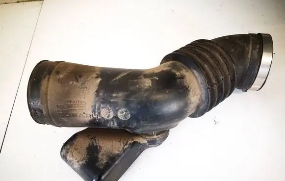 Air intake hose/pipe