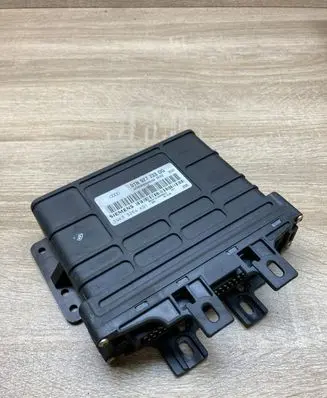 Audi A6 S6 C5 4B Gearbox control unit/module 01N927733DG 5WK33254