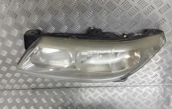 Renault Laguna II Headlight/headlamp 8200002845