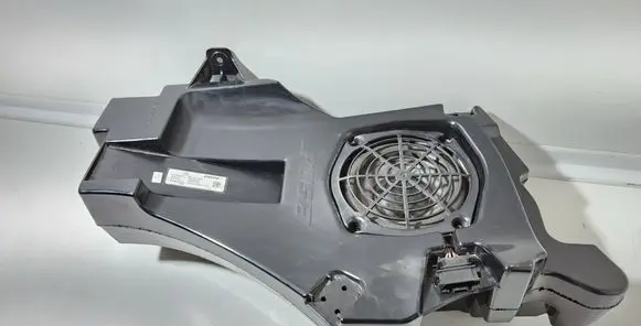 Audi A3 S3 8P Subwoofer speaker 8P4035382C