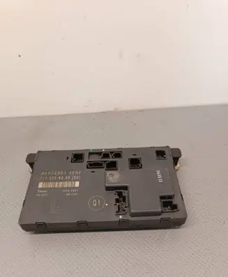 Mercedes-Benz E W211 Door control unit/module 2118208385 00006801