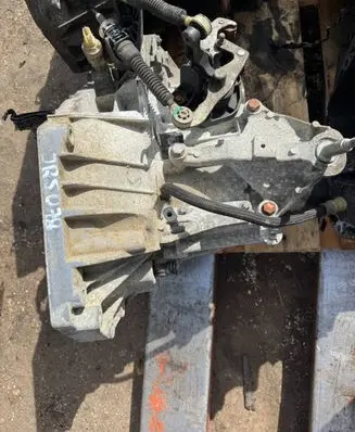 Renault Sandero II Manual 5 speed gearbox jh3351