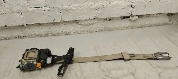 Mercedes-Benz S W222 Front seatbelt A2228604100