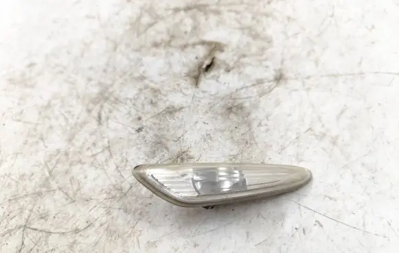 BMW 3 E46 Front fender indicator light