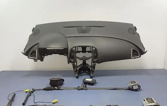 Opel Astra J Dashboard 
