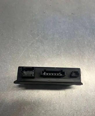 Audi A4 S4 B6 8E 8H Tow bar trailer control unit/module ---