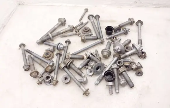 Mercedes-Benz CLA C118 X118 Nuts/bolts 