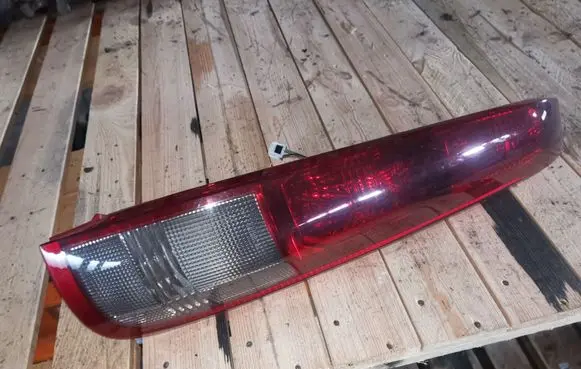 Nissan X-Trail T30 Rear/tail lights