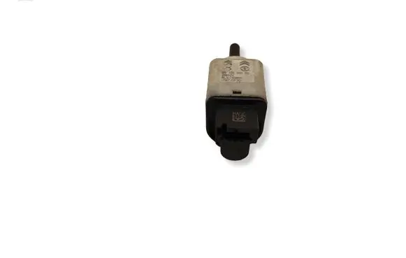Opel Combo D Brake pedal sensor switch 9813503180 21800V