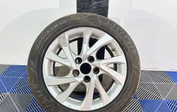 Toyota Auris E180 R16 alloy rim