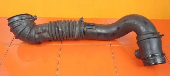 Mazda 6 Intercooler hose/pipe SH0113225 SH01