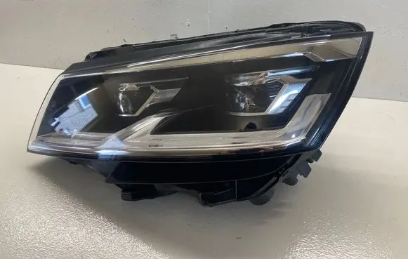 Volkswagen Transporter - Caravelle T6 Headlight/headlamp 7L1941035D 90199400