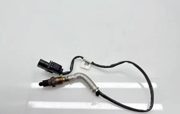 BMW 1 F40 Lambda probe sensor 1928404682 2303070959