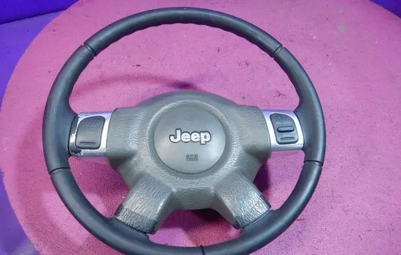 Chrysler Liberty I Steering wheel 