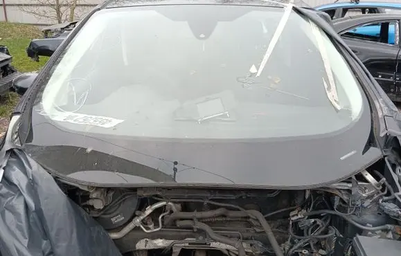 Ford C-MAX II Front windscreen/windshield window 