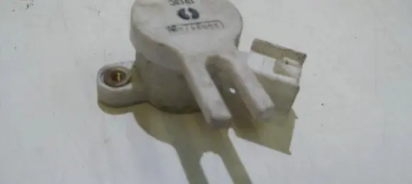 Clutch pedal sensor