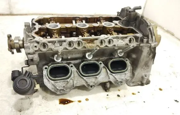 Audi Q7 4L Engine head 06E103404T